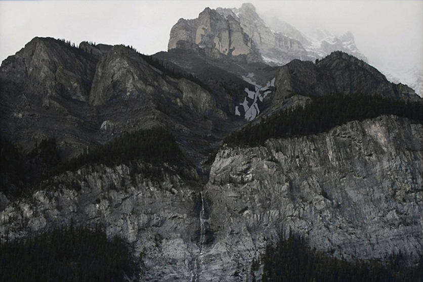 http://www.savvy37.mirunadragan.com/files/gimgs/th-12_TheMountainsAreMirrors7.jpg
